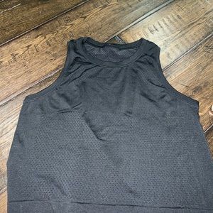 Black Lululemon workout top size 4